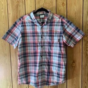 Columbia men’s short sleeve button down shirt